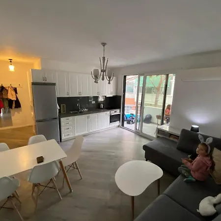 Apartman Lucie *