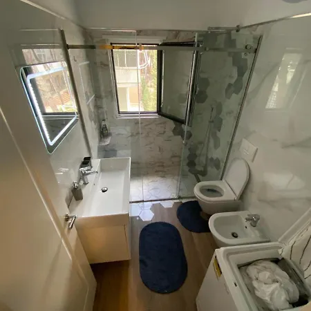 Apartman Lucie * Golem (Tirana)